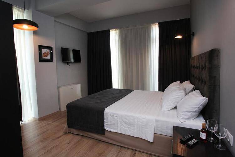Lm Club Hotel