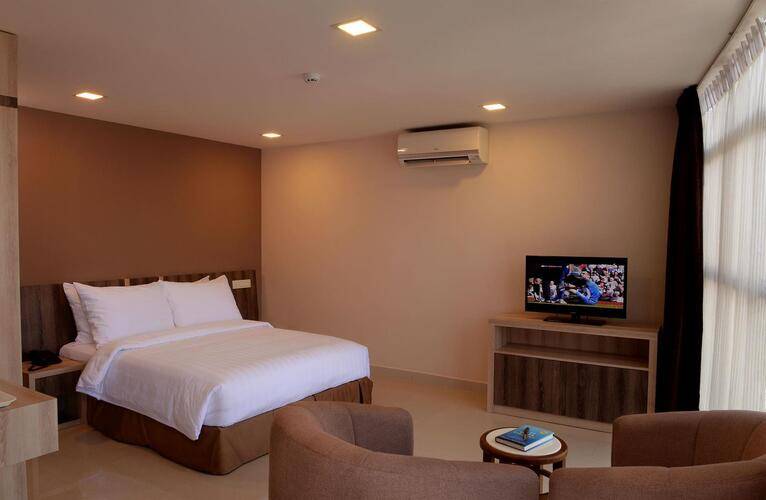 Champa Central Hotel