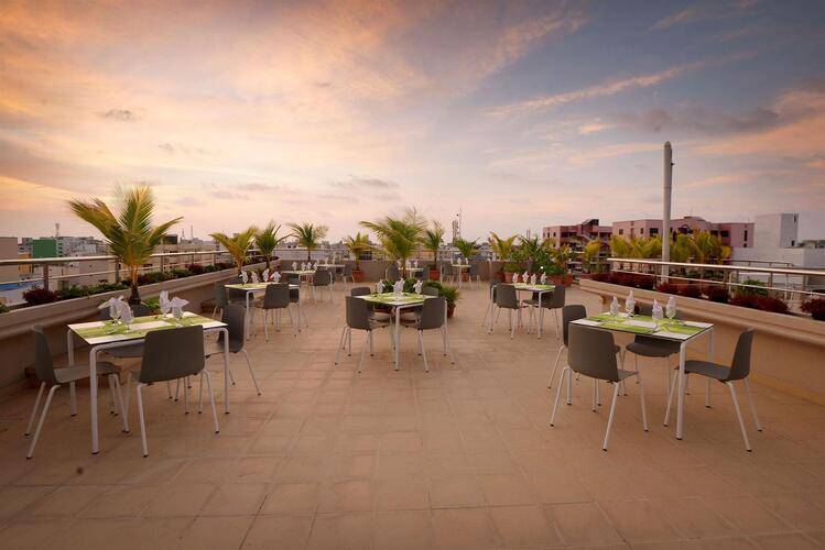 Champa Central Hotel