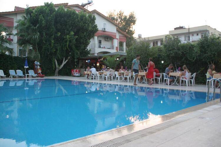 Melis Otel