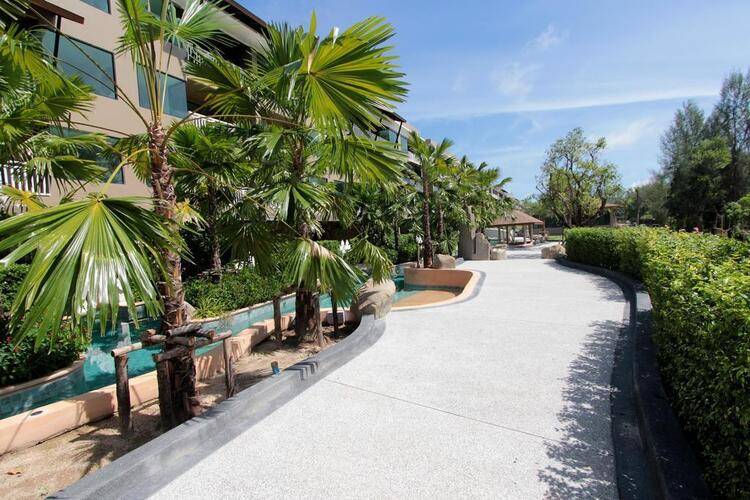 Maikhao Palm Beach Resort