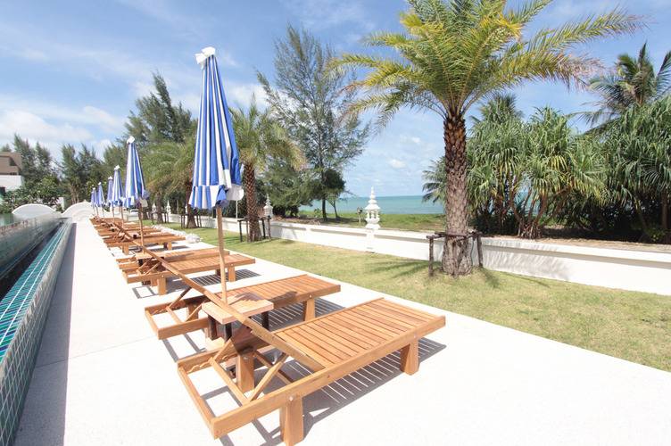 Maikhao Palm Beach Resort