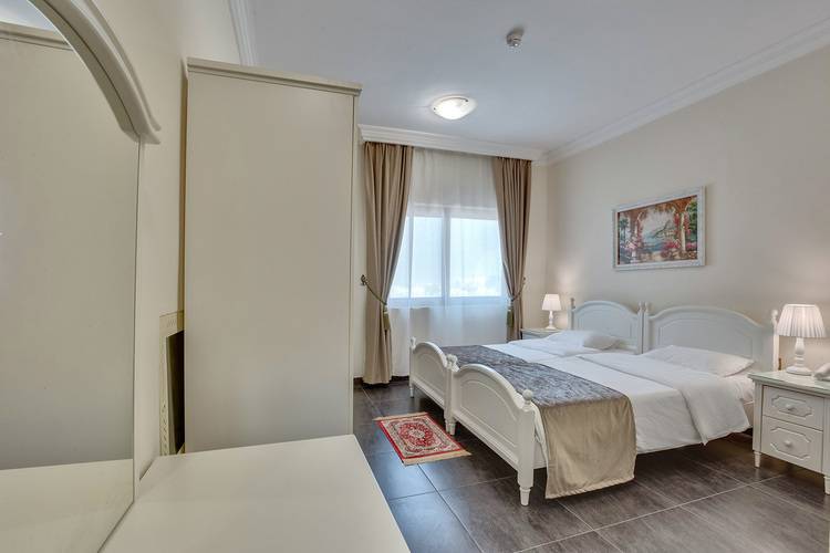 Royal Hotel