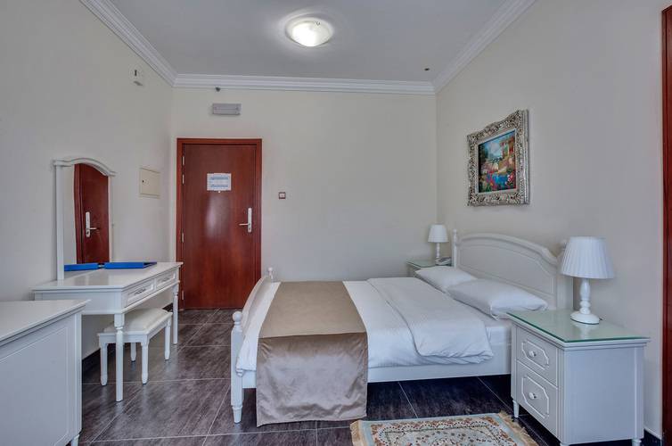 Royal Hotel