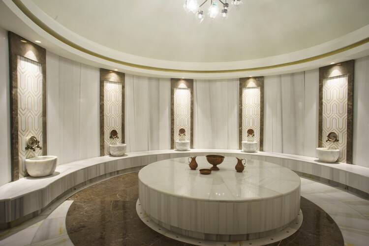 Pullman Istanbul Airport Hotel & Convetion Center