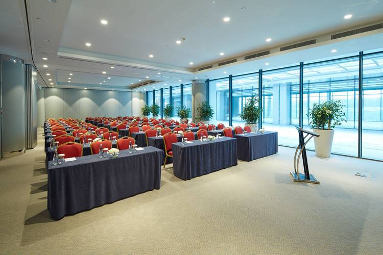 Pullman Istanbul Airport Hotel & Convetion Center