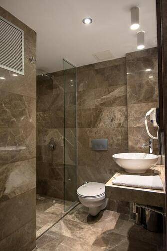 Gk Regency Suites