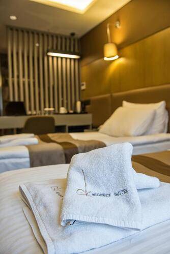 Gk Regency Suites