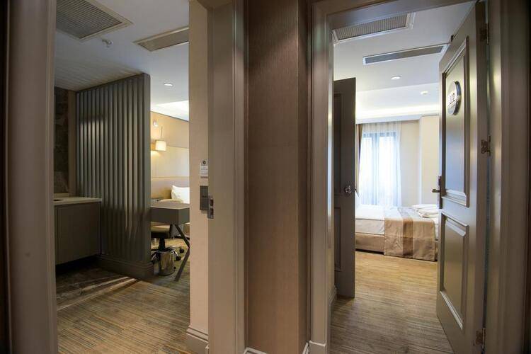 Gk Regency Suites
