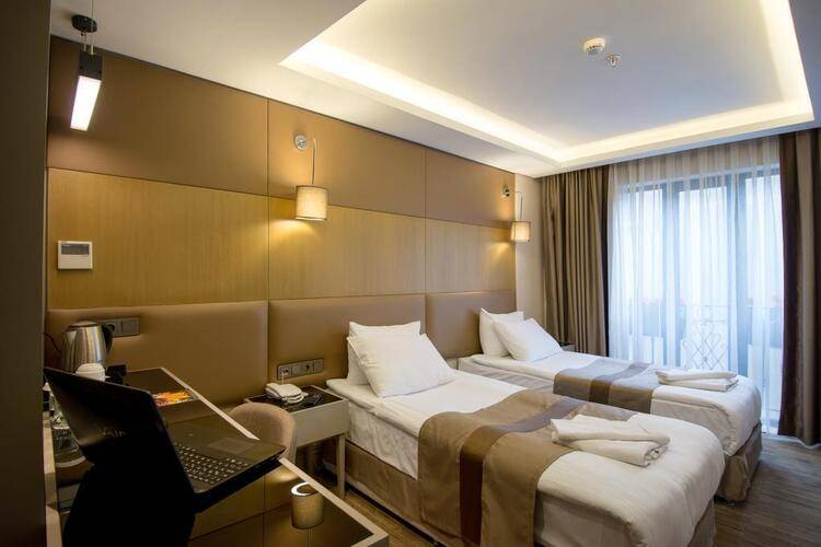 Gk Regency Suites