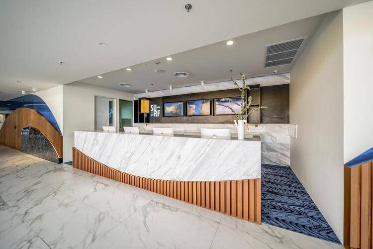 Clover Hotel Patong ( Ex. Surf Hotel Patong )