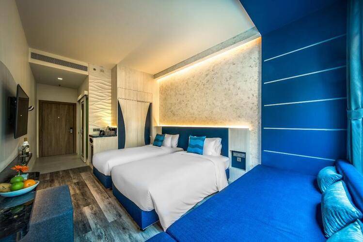 Clover Hotel Patong ( Ex. Surf Hotel Patong )