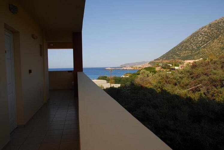 Elpis Studios & Apartments