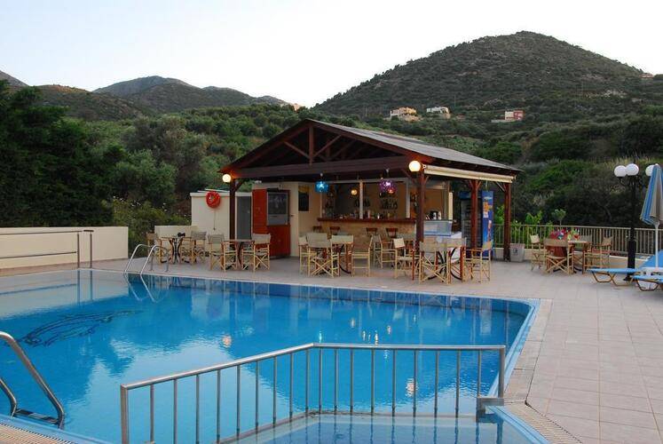 Elpis Studios & Apartments