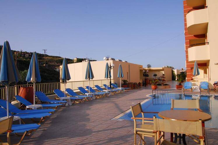 Elpis Studios & Apartments