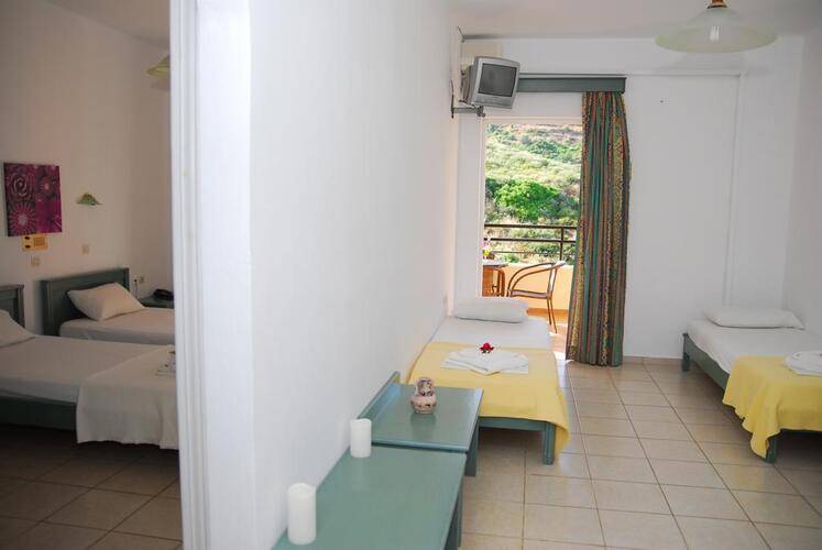 Elpis Studios & Apartments