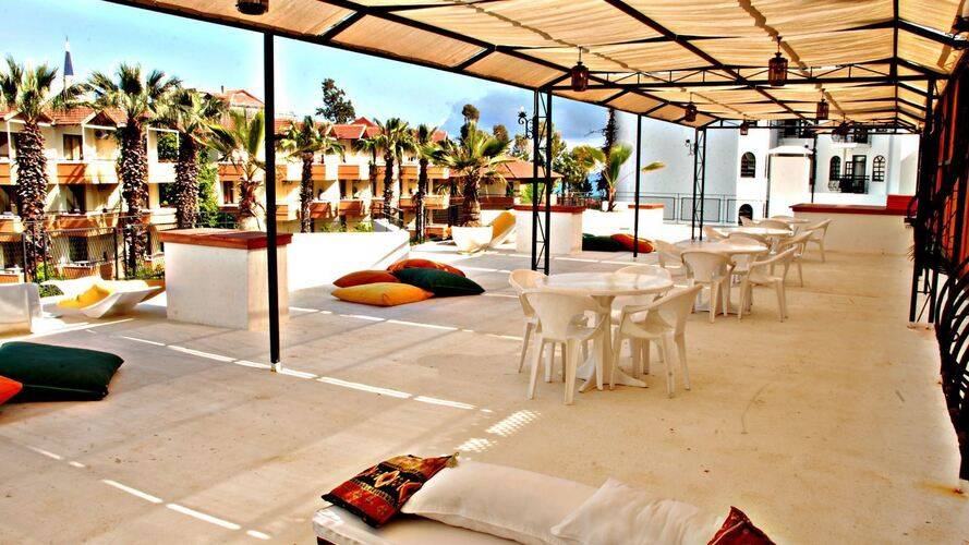 Boulevard Hotel