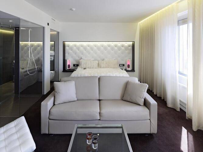 Hotel Riverton