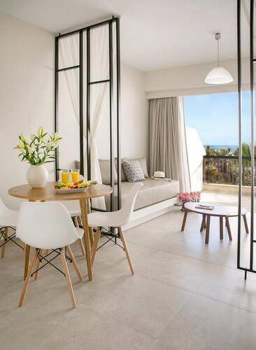 Louis Paphos Breeze