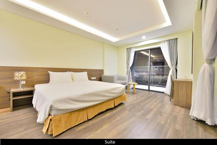 Xavia Hotel