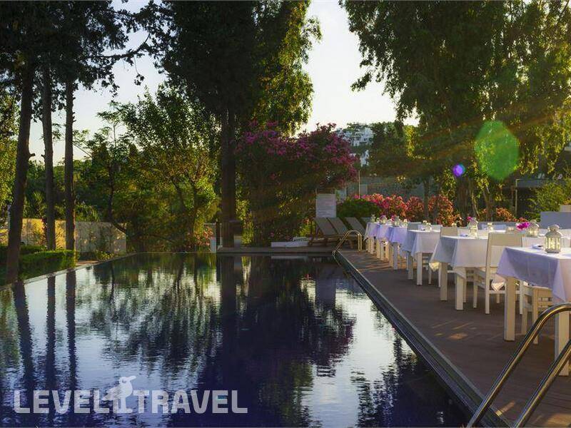 Фотография LIV Hotel By Bellazure Фотография LIV Hotel By Bellazure