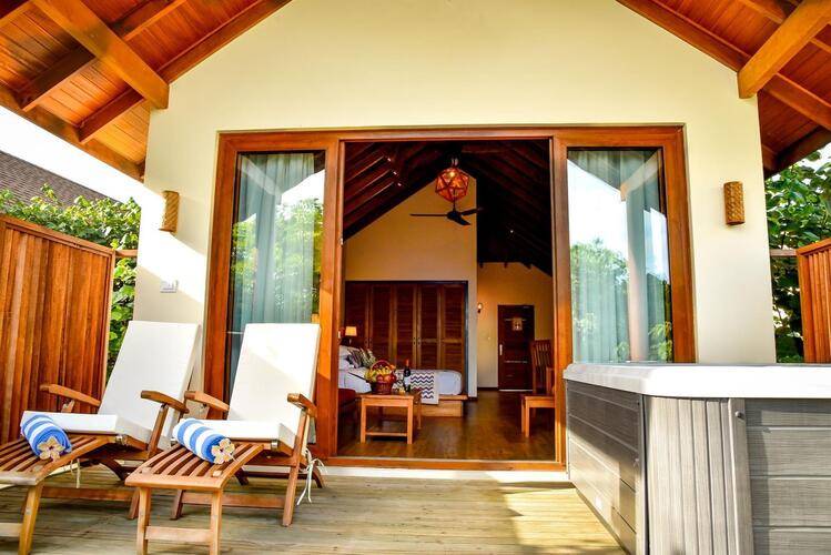 Reethi Faru Resort