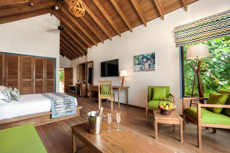 Reethi Faru Resort