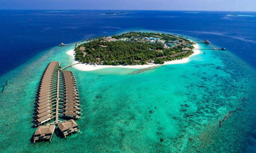 Reethi Faru Resort