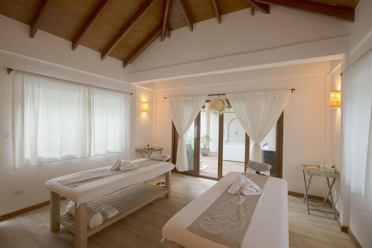Reethi Faru Resort