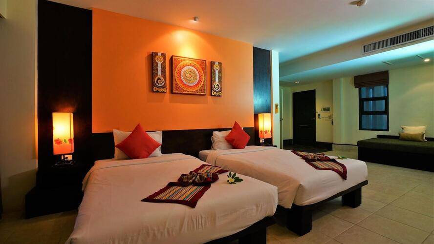 Baan Khaolak Resort