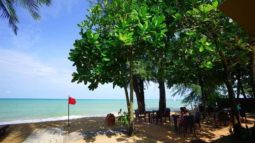 Baan Khaolak Resort
