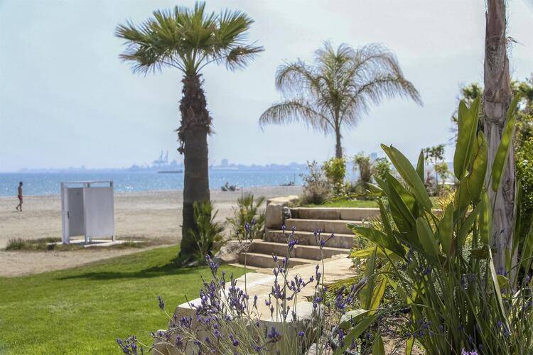 Lebay Beach Hotel
