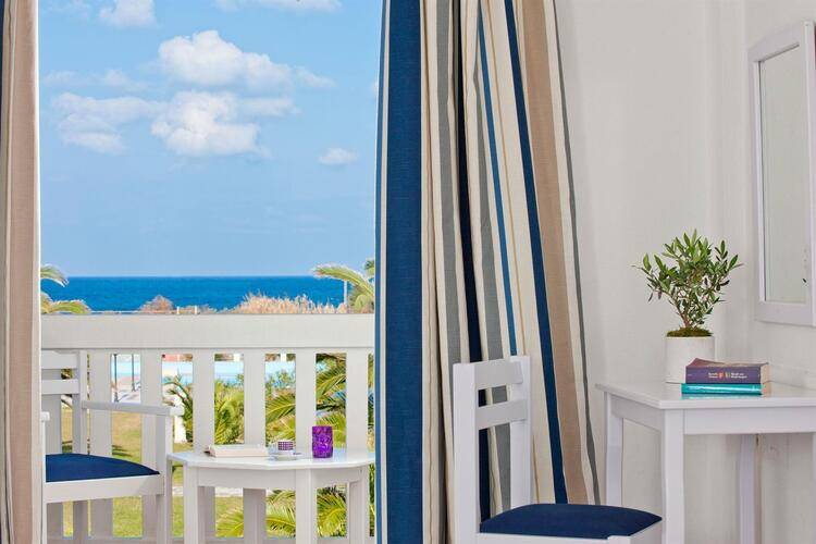 Chryssana Beach Hotel