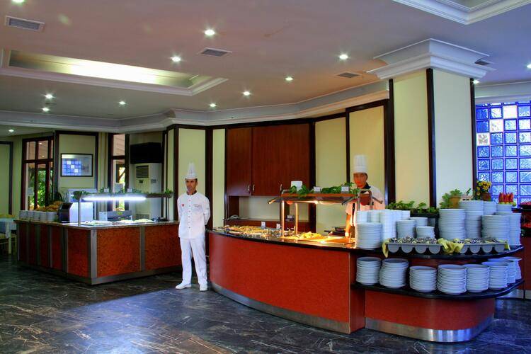 Oscar Hotel