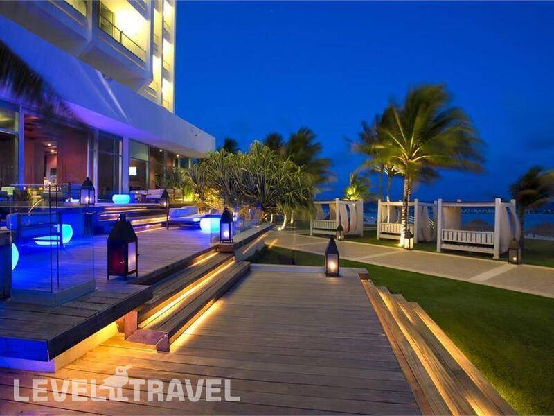 Фотография Altitude Tower By Krystal Grand Punta Cancun