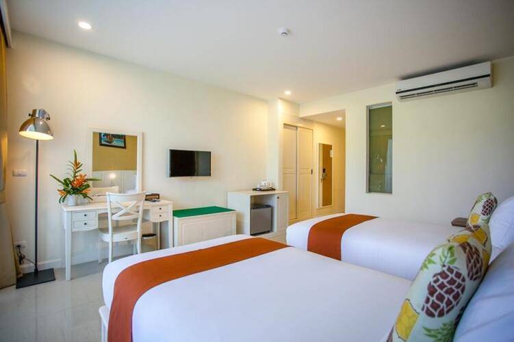 Hula Hula Resort, Ao Nang Beach