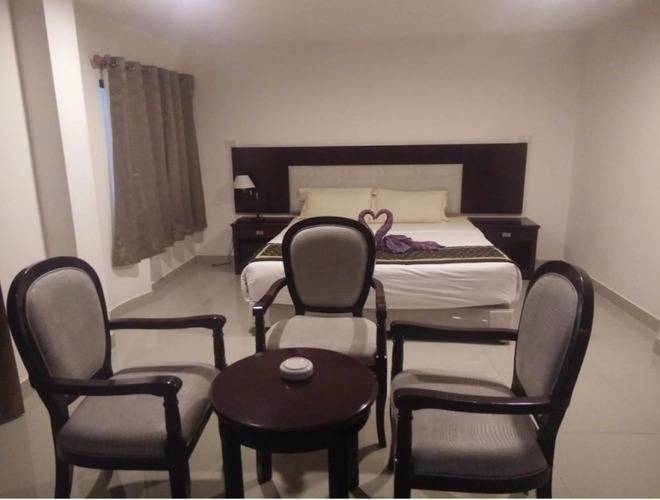 Chaplin Inn