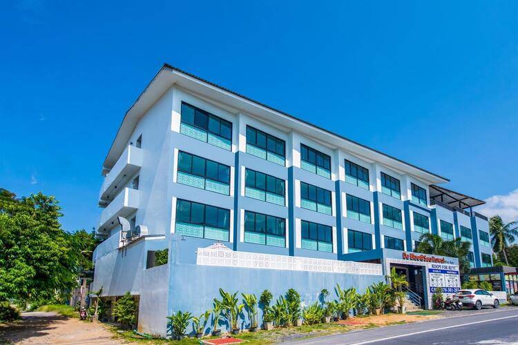 Oyo 344 De Blue Sea Rawai Hotel