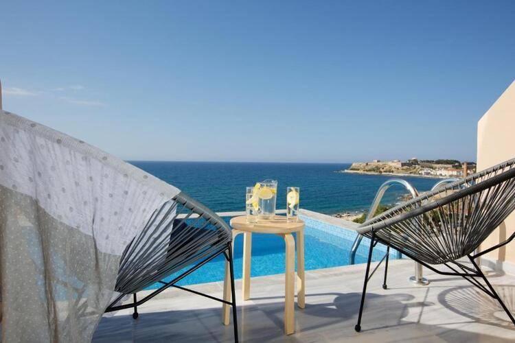 Archipelagos Residence Hotel