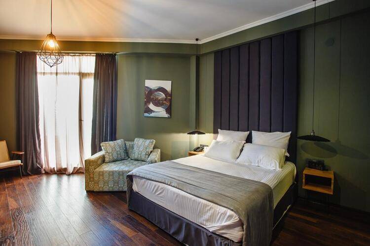 Boulevardside (Ex. Best Western Plus Batumi)