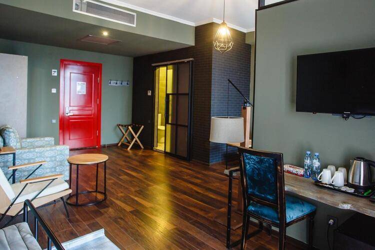 Boulevardside (Ex. Best Western Plus Batumi)