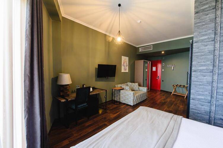 Boulevardside (Ex. Best Western Plus Batumi)