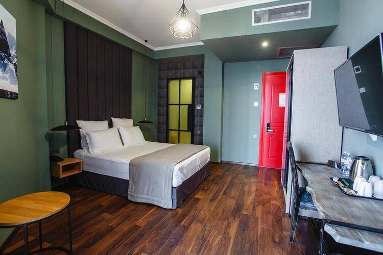 Boulevardside (Ex. Best Western Plus Batumi)