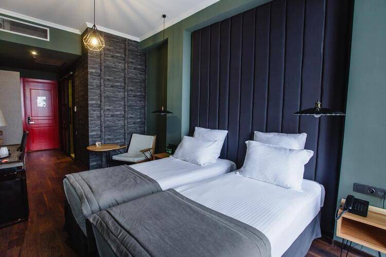 Boulevardside (Ex. Best Western Plus Batumi)