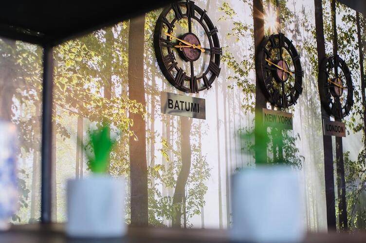 Boulevardside (Ex. Best Western Plus Batumi)