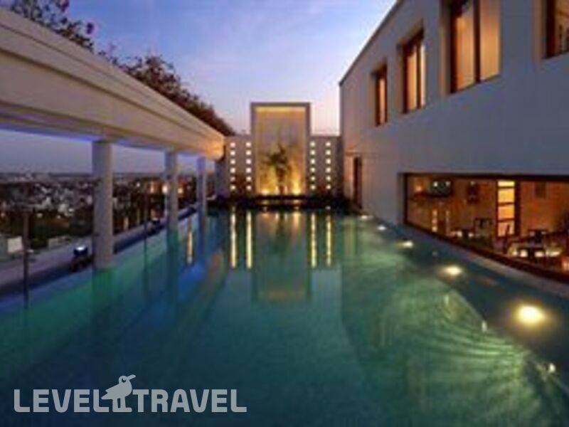 Фотография The Raintree St. Mary's Road Фотография The Raintree St. Mary's Road