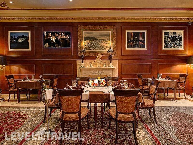 Фотография Royal Ascot Hotel
