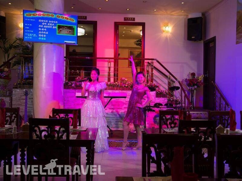 Фотография Royal Ascot Hotel