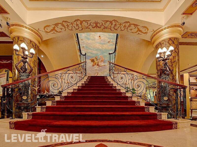 Фотография Royal Ascot Hotel