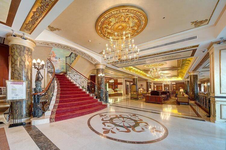 Royal Ascot Hotel